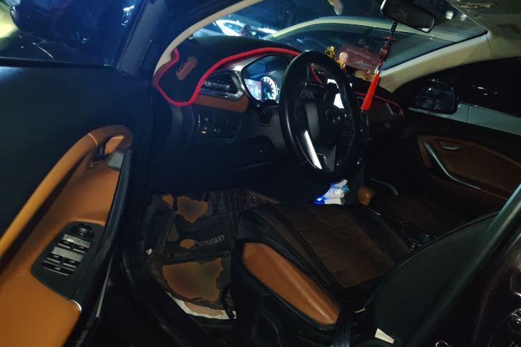 Used Soueast DX7 2017 1.5T Automatic Glory Edition