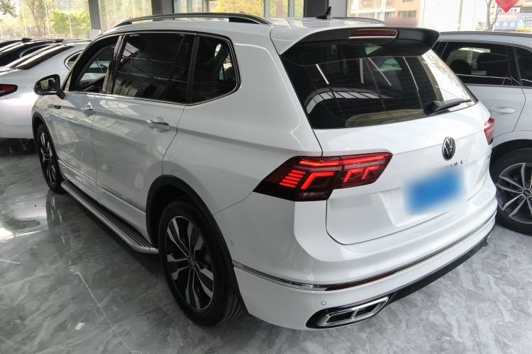 Used Volkswagen Tiguan L 2023 330TSI Automatic Two-Wheel Drive R-Line Enjoyment Edition Rear Left 45 Deg