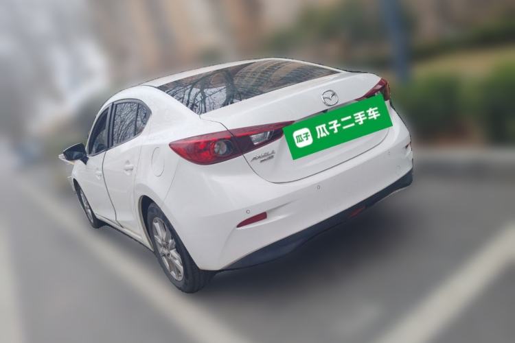 Used Mazda Mazda 3 Axela 2016 Sedan 1.5L Automatic Luxury Model
