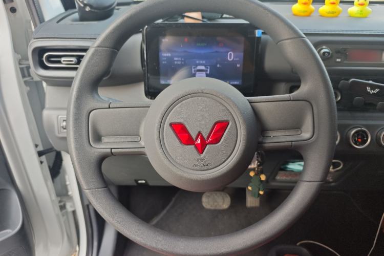 Used Wuling Zhiguang New Energy 2025 Model 305km Ambitious Edition