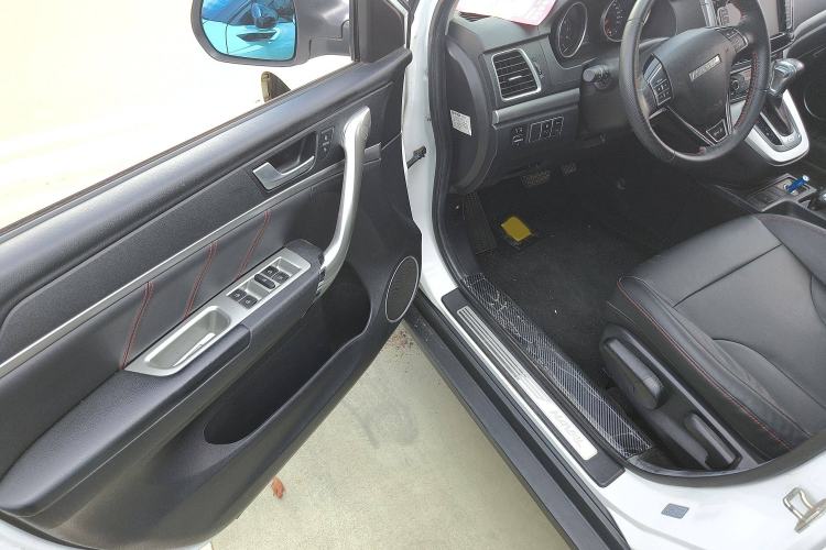 Used Haval M6 2017 1.5T Automatic Two-Wheel Drive Elite Model