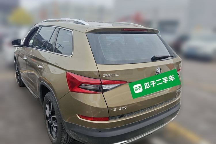 Used Skoda Kodiaq 2017 TSI330 7-Seater Two-Wheel-Drive Luxury Edition Exterior 3