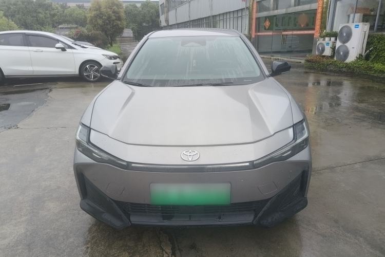 Used Toyota bZ3 2024 517 km Elite PRO Front