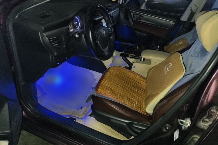 Used Toyota Levin 2016 Dual-Engine 1.8H GS E-CVT Elite Model with Sunroof Driver Seat