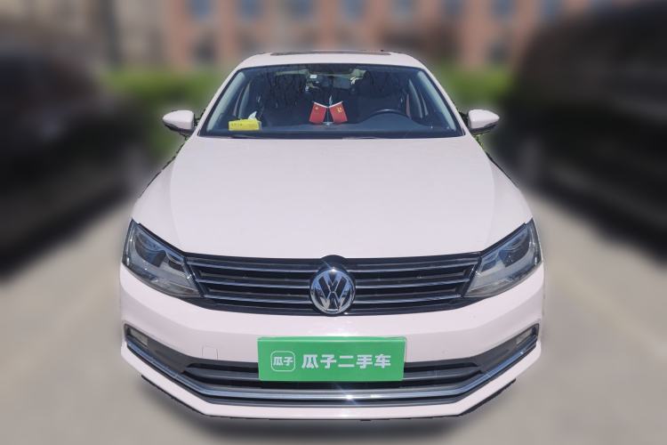 Used Volkswagen Sagitar 2017 1.6L Automatic Comfort Model Front