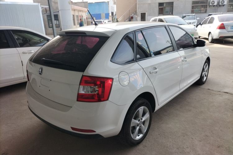 Used Skoda Rapid Spaceback 2018 1.6L Automatic Comfort Edition