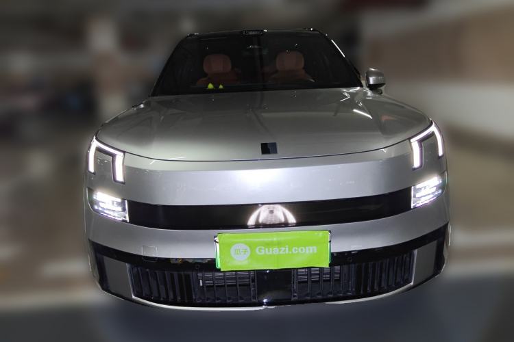 Used Lynk & Co 900 2025 2.0T Ultra Front