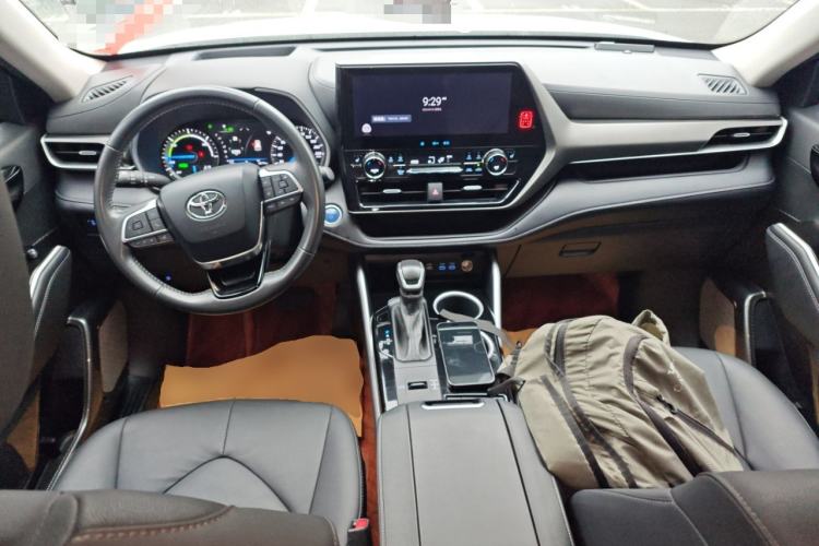 Used Toyota Highlander 2022 Dual-Engine 2.5L Four-Wheel Drive Prestige Version 7 Seats Center Console