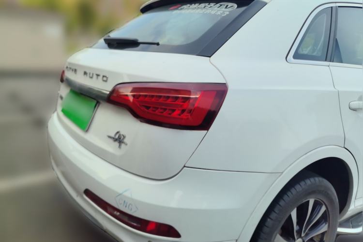 Used Zotye SR7 2016 1.5T CVT Cube Heart Edition China IV Standard
