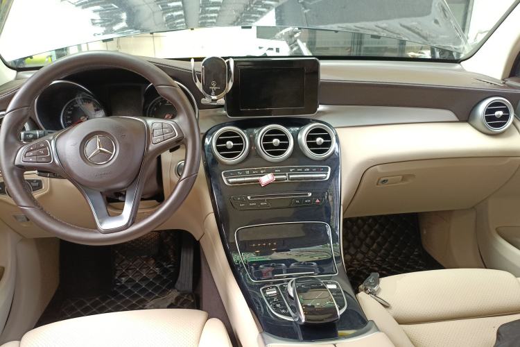 Used Mercedes-Benz GLC 2019 GLC 200 L 4MATIC
