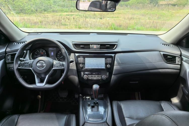 Used Nissan X-Trail 2017 2.5L CVT Luxury Edition 4WD
