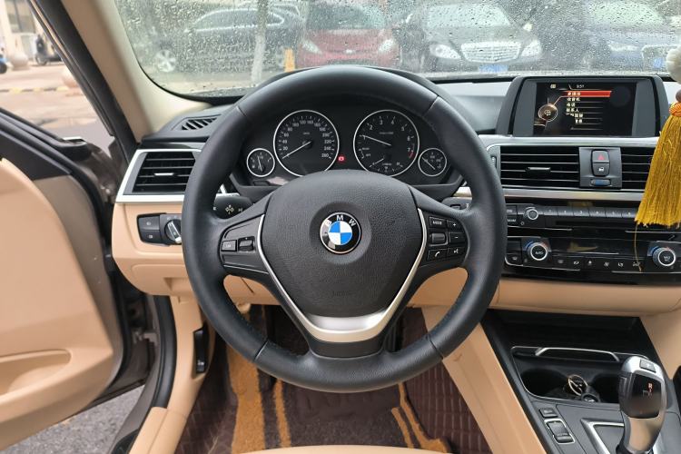 Used BMW 3 Series 2016 316Li Fashion Model