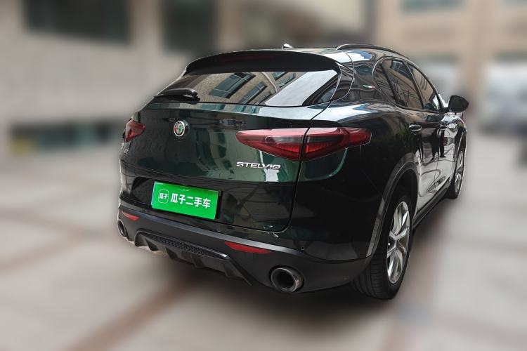Used Alfa Romeo Stelvio 2020 2.0T 280HP Luxury Edition Rear Right 45 Deg
