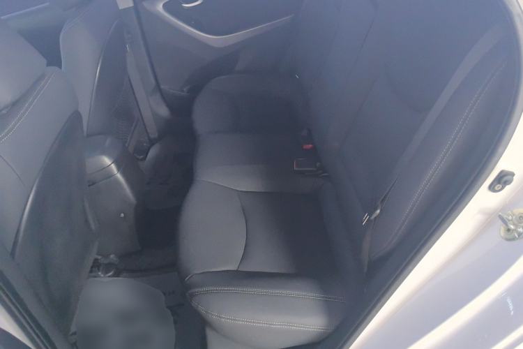 Used Hyundai Elantra (5th Generation / Langdong) 2016 1.6L Manual Luxury Model
