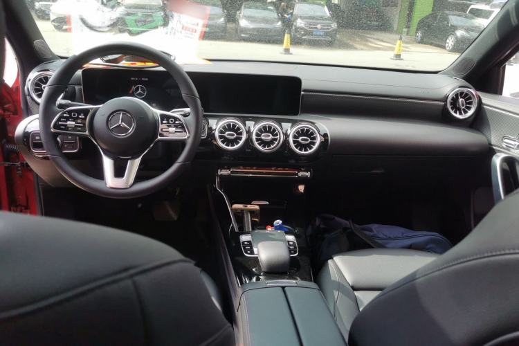 Used Mercedes-Benz A-Class 2020 A 200 L Center Console