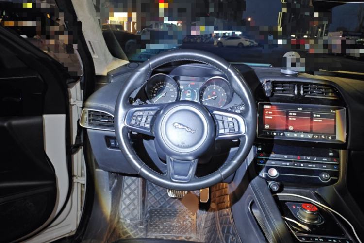 Used Jaguar F-PACE 2019 2.0T Four-Wheel Drive Urban Luxury Edition