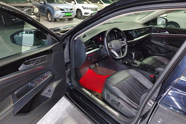 Used Volkswagen Passat 2022 330TSI Luxury Edition
