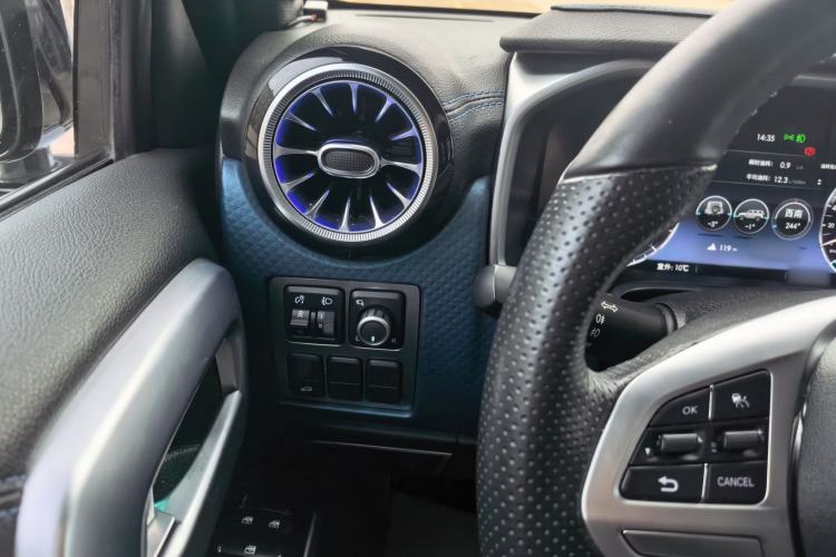 Used BAIC Off-Road BJ40 2019 PLUS 2.3T Automatic Four-Wheel Drive Flagship Edition China VI Emission Standard