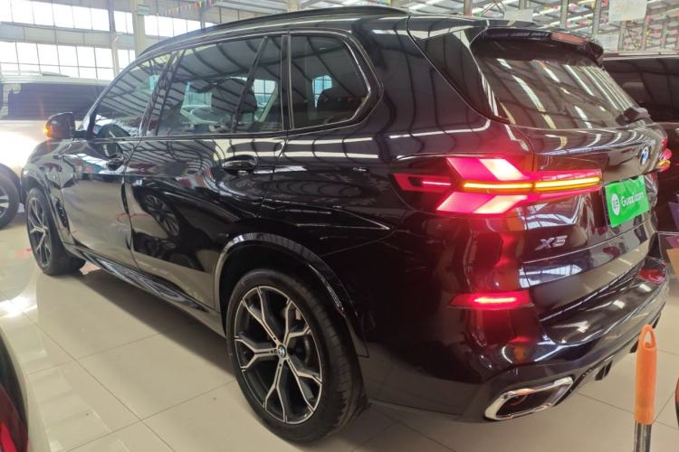 Used BMW X5 2023 xDrive 30Li Luxury M Sport Night Edition Package