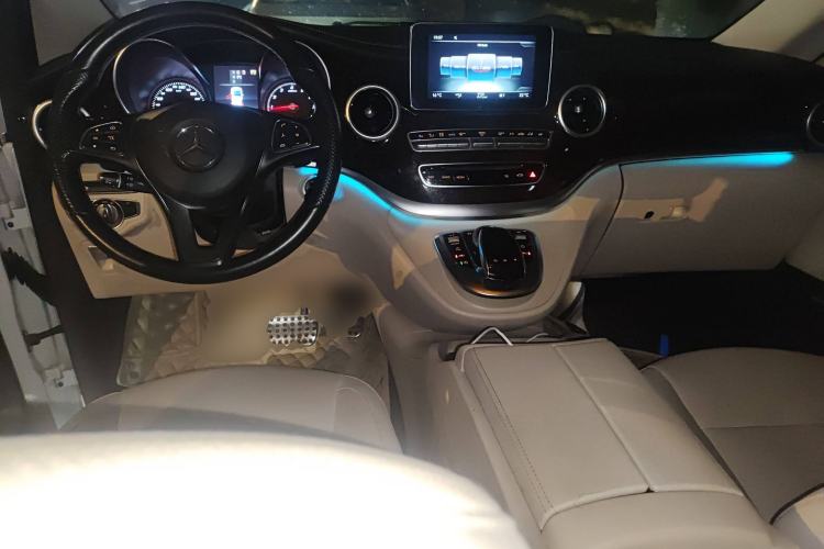 Used Mercedes-Benz V-Class 2018 V 260 L Prestige Extended Version China VI