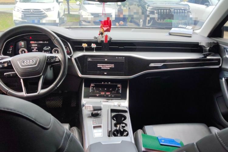 Used Audi A6L 2023 40 TFSI Luxury Dynamic Model Center Console