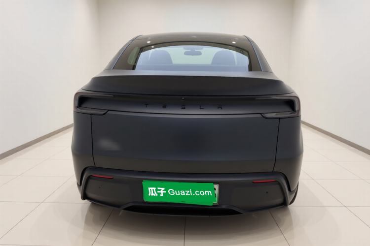 Used Tesla Model Y 2025 Rear-Wheel-Drive Version