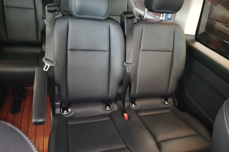 Used Mercedes-Benz Vito 2021 2.0T Elite Version 7 Seats
