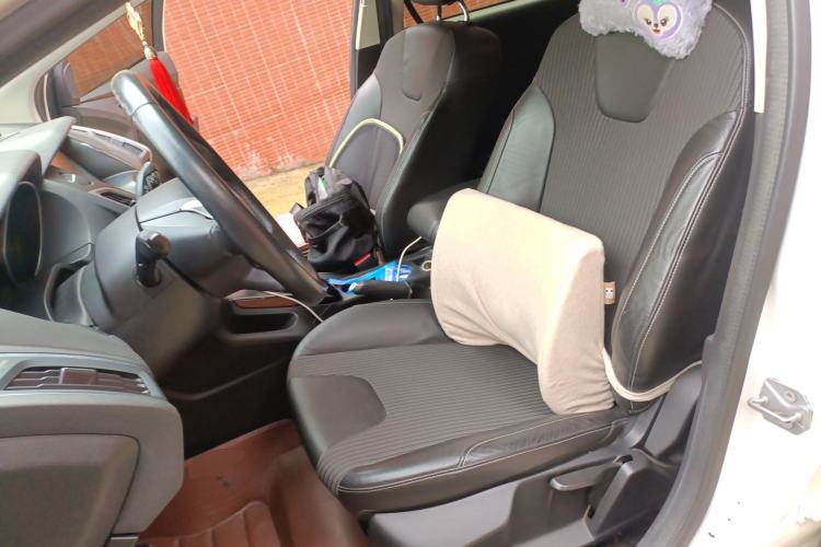 Used Ford Focus 2012 Sedan 1.6L Automatic Fashion Edition Left Front Seat