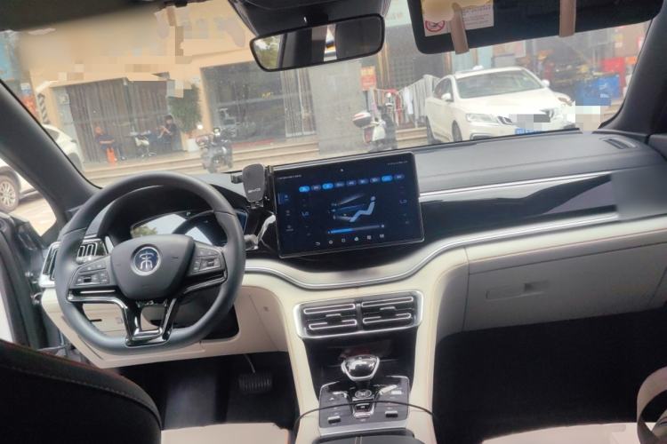 Used BYD Song PLUS New Energy 2021 DM-i 110KM Flagship Model Interior 2