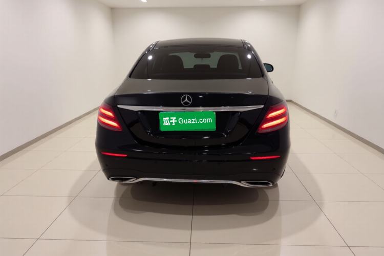 Used Mercedes-Benz E-Class 2016 E 300 L Sporty and Stylish Model
