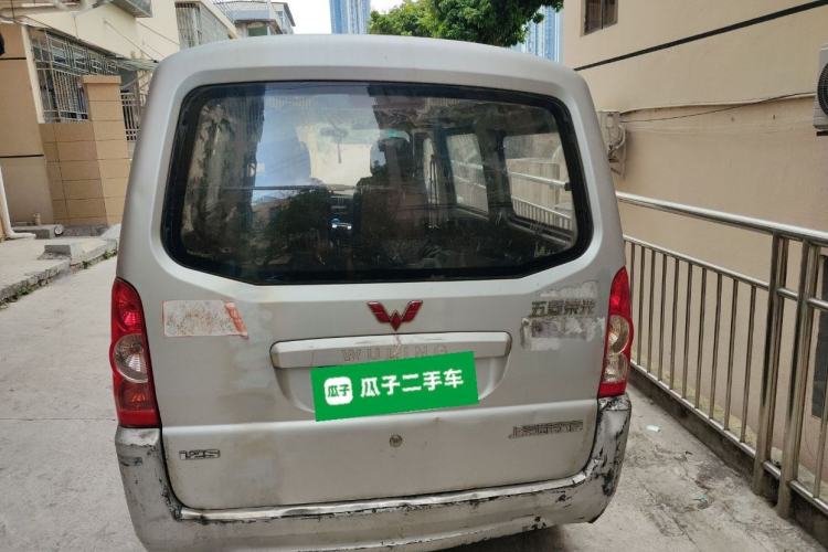 Used Wuling Rongguang 2011 1.2L Standard Version Rear