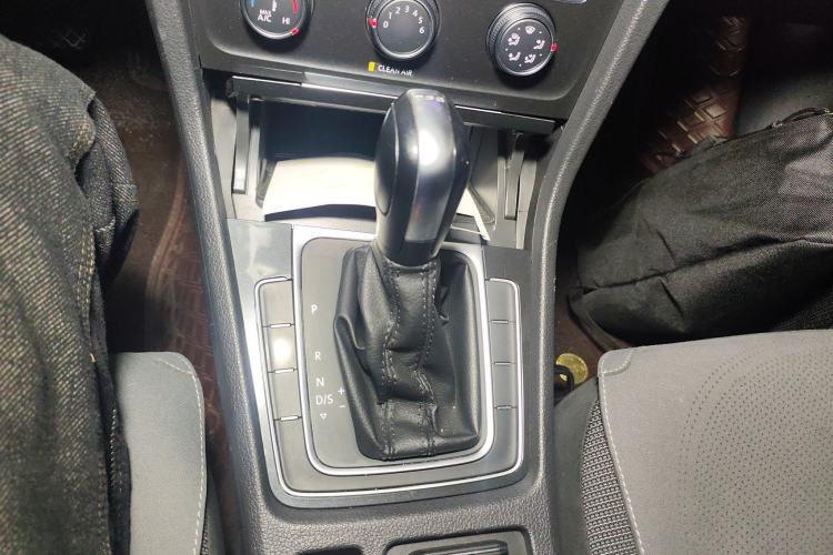 Used Volkswagen Golf 2018 230TSI Automatic Comfort Model
