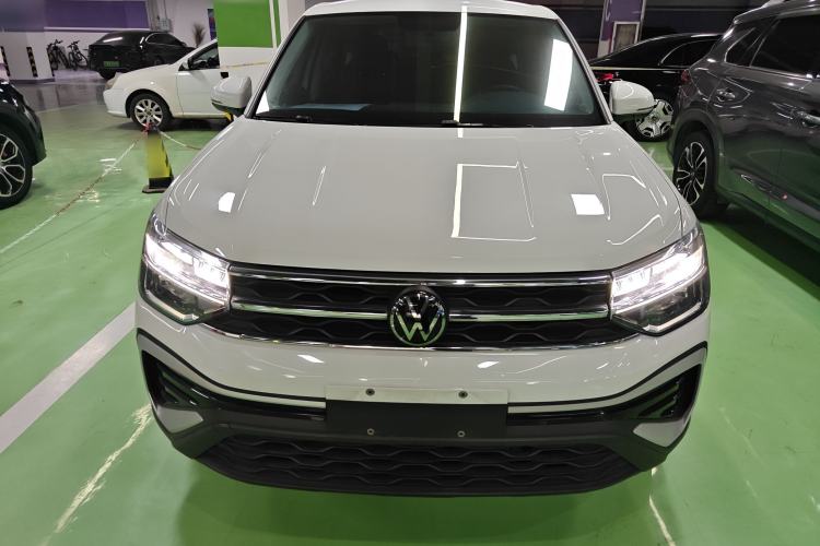 Used Volkswagen Tharu 2023 300TSI Two-Wheel-Drive Crescent Edition Front