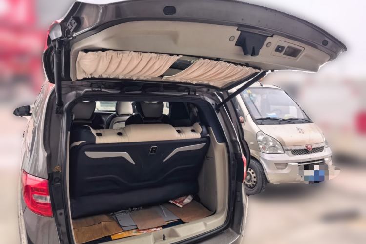 Used Buick GL8 2015 2.4L Luxury Business Premium Edition Trunk