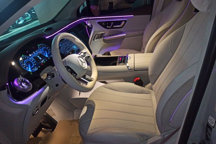 Used Mercedes-Benz EQE SUV 2024 500 4MATIC Flagship Edition Left Front Seat