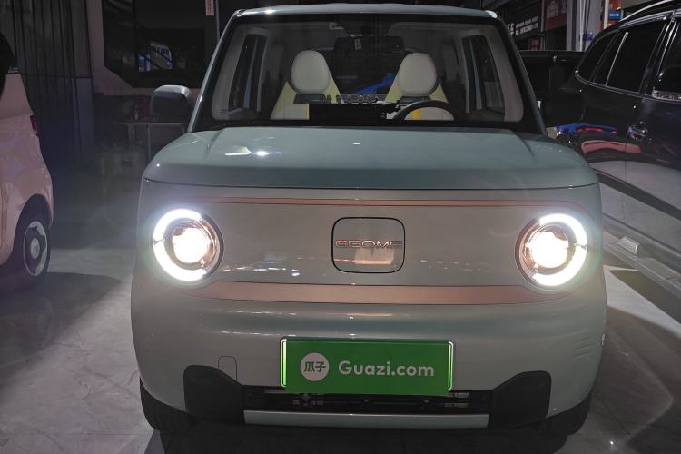 Used Geely Galaxy Panda 2023 Panda Mini 200km Endurance Bear
