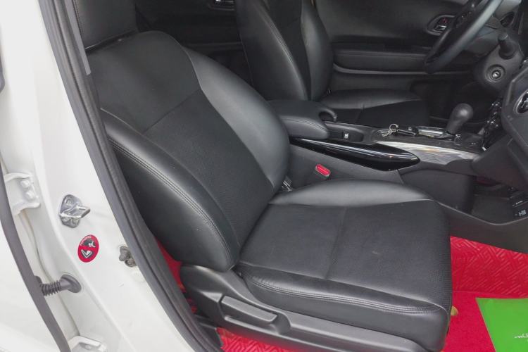 Used Honda XR-V 2021 1.5L CVT Classic Edition Right Front Seat