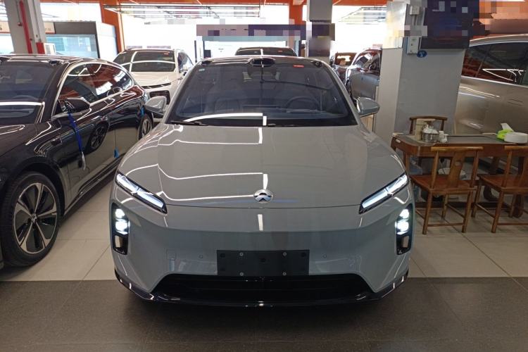 Used Nio ET5T 2025 75 kWh Touring Front