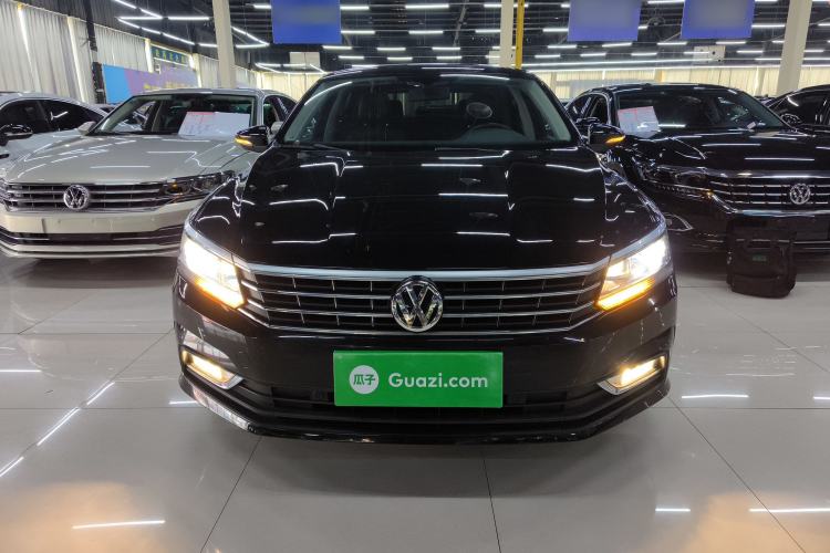 Used Volkswagen Passat 2017 330TSI DSG Luxury Edition
