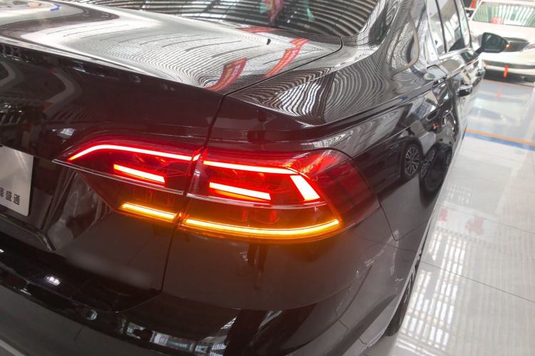 Used Volkswagen Phideon 2016 380TSI Two-Wheel-Drive Supreme Edition
