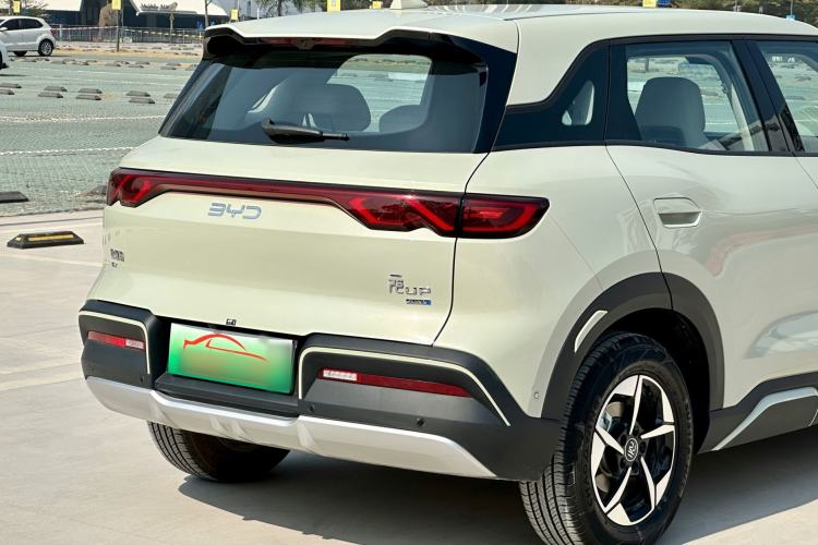 Used BYD Yuan UP 2025 Intelligent Driving Version 401 km Leading Edition