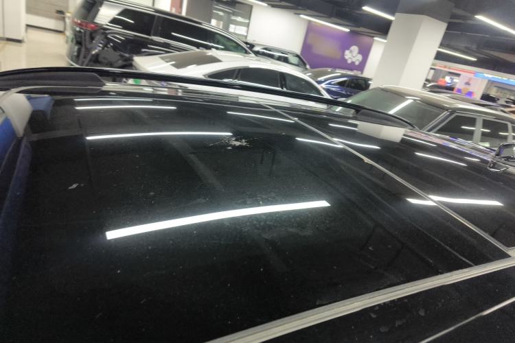 Used Lynk & Co 01 EM-P 2023 1.5TD EM-P Dawn Edition Roof