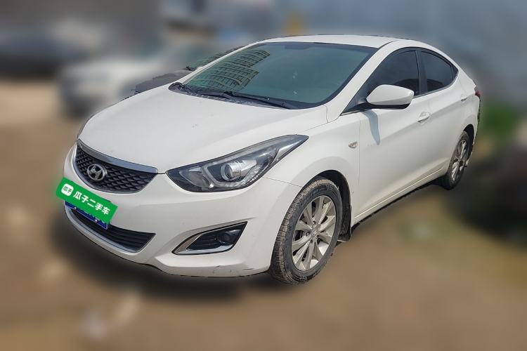 Used Hyundai Elantra (5th Generation / Langdong) 2016 1.6L Automatic Smart Version