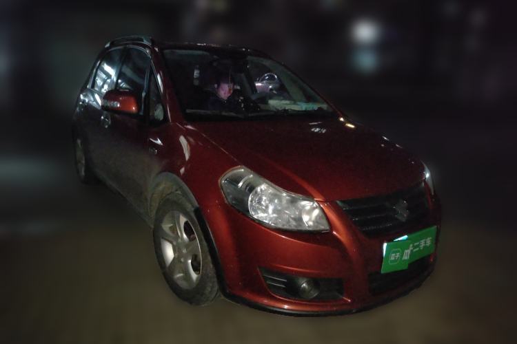 Used Suzuki SX4 2016 1.6L Manual Classic Edition Front Right 45 Deg