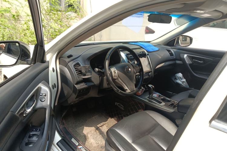 Used Nissan Teana 2013 2.5L XL Leading Edition Driver Seat