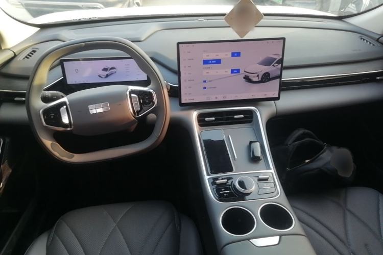 Used Geely Galaxy L6 2025 EM-i 140km Starship Edition
