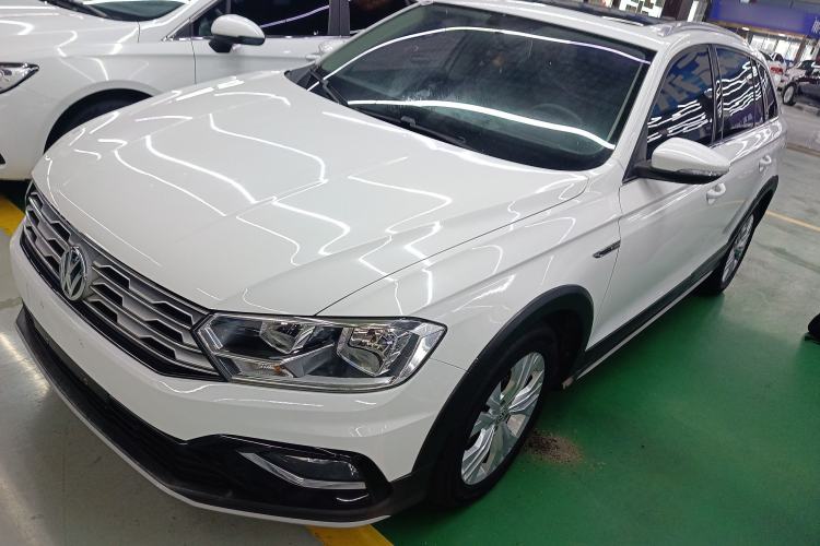 Used Volkswagen C-TREK 2017 230TSI DSG Comfort Version