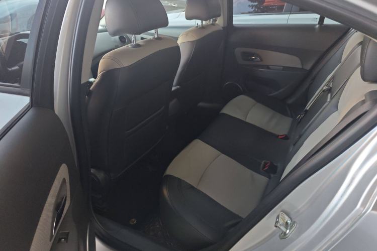 Used Chevrolet Cruze 2013 1.8L SE AT