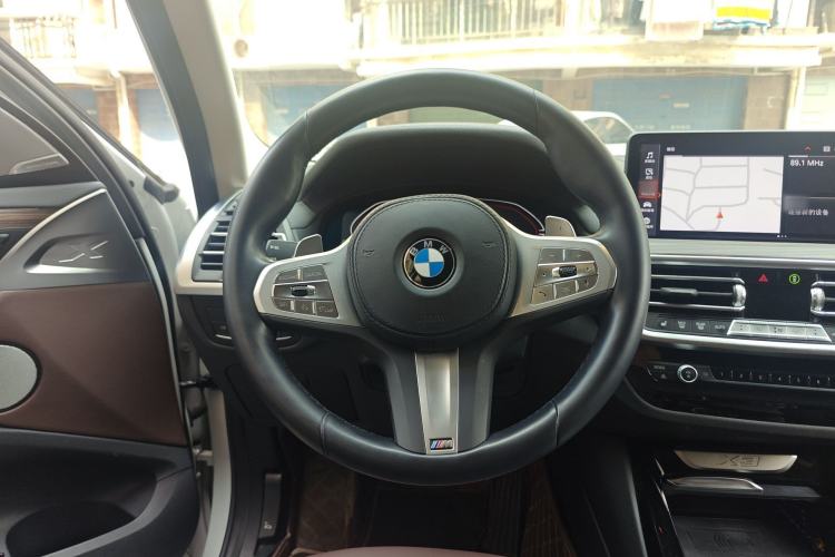 Used BMW X3 2023 Restyled xDrive30i Leading Edition M Night Sky Package Steering Wheel