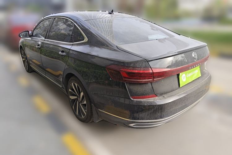 Used Volkswagen Passat 2022 330TSI Luxury Edition Exterior 3